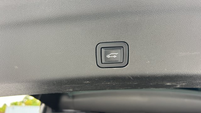 2022 Chevrolet Tahoe Z71 - Photo 18