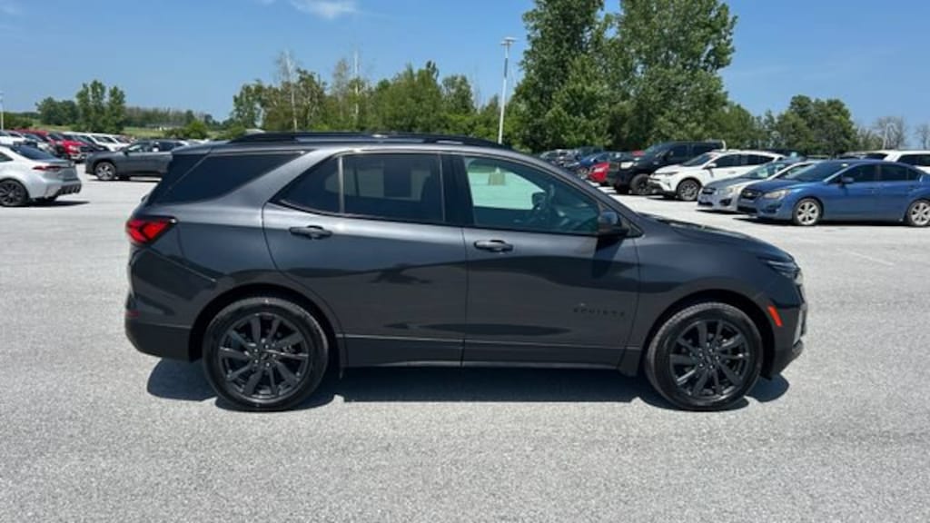 Used 2022 Chevrolet Equinox RS SUV