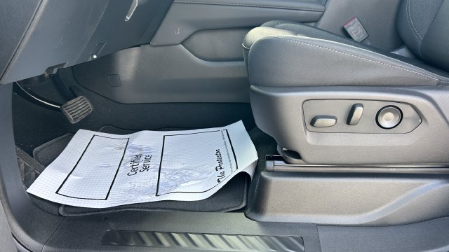 2026 Chevrolet Suburban LS - Photo 20