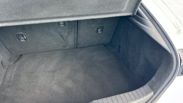 2021 Mazda Mazda3 Premium - Photo 13