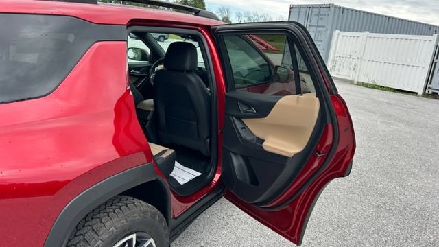 2027 Chevrolet Equinox ACTIV - Photo 37