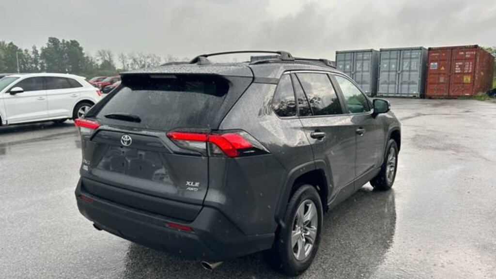 Used 2025 Toyota RAV4 XLE SUV