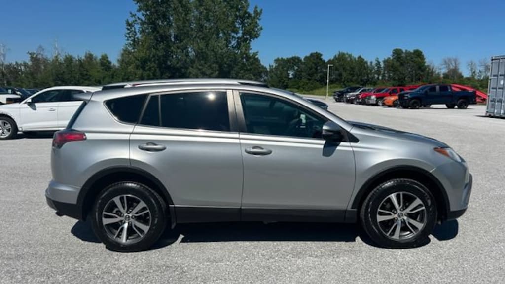 Used 2018 Toyota RAV4 XLE SUV