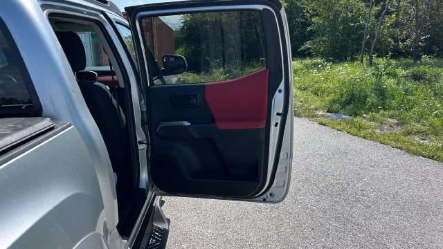 2023 Toyota Tacoma SR5 - Photo 26