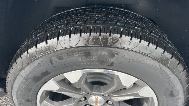 2026 Chevrolet Suburban LT - Photo 11