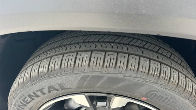 2027 Chevrolet Equinox RS - Photo 10