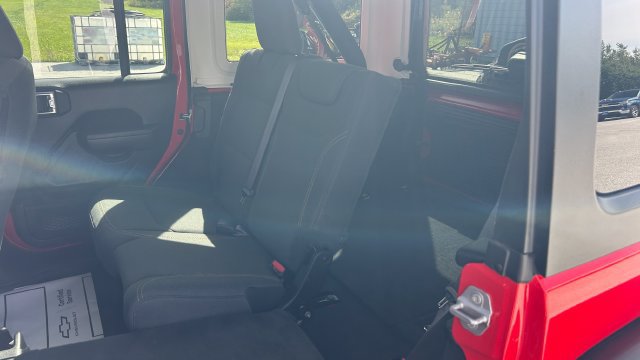 2025 Jeep Wrangler 4-Door Willys - Photo 37