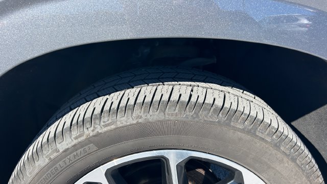 2021 Chevrolet Suburban RST - Photo 14
