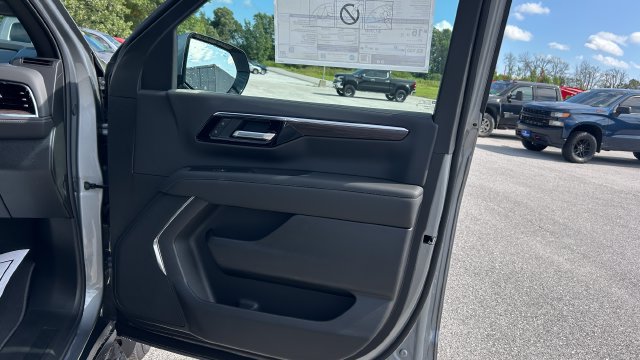 2026 Chevrolet Suburban LS - Photo 47