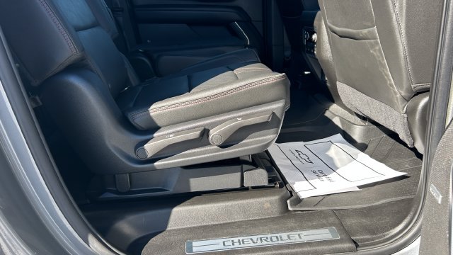 2021 Chevrolet Suburban RST - Photo 15
