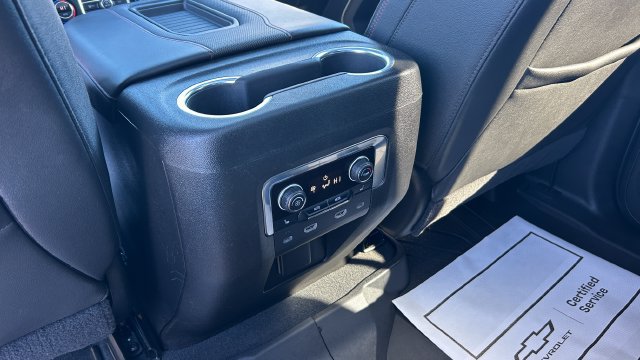 2021 Chevrolet Suburban RST - Photo 18