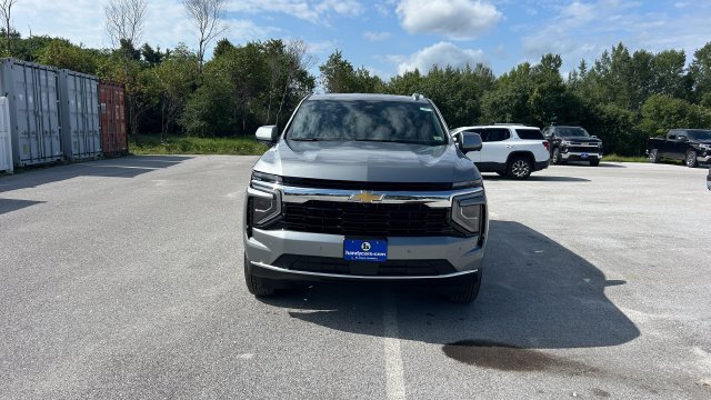 2026 Chevrolet Suburban LS - Photo 9