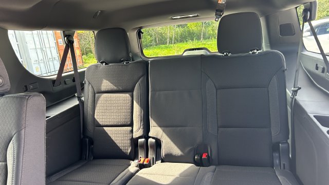 2026 Chevrolet Suburban LS - Photo 40