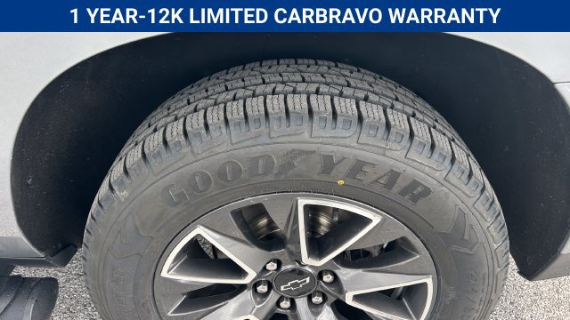 2024 Chevrolet Suburban Z71 - Photo 12