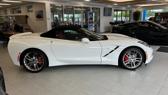 Used 2016 Chevrolet Corvette 3LT with VIN 1G1YM3D75G5111830 for sale in Saint Albans, VT