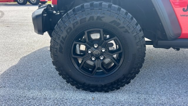 2025 Jeep Wrangler 4-Door Willys - Photo 12