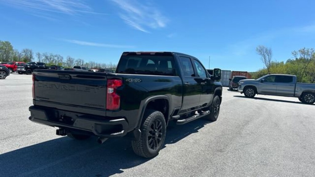 New 2026 Chevrolet Silverado 2500 HD Custom Truck Crew Cab