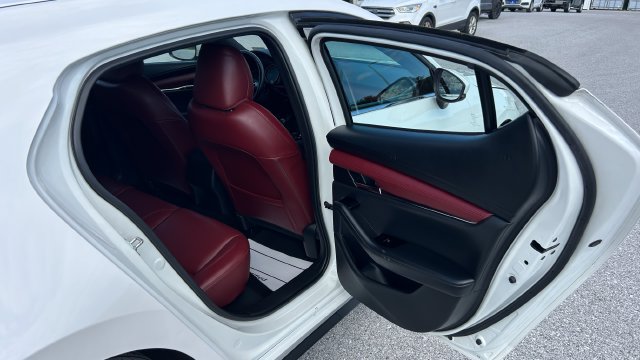 2021 Mazda Mazda3 Premium - Photo 37