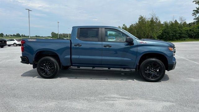 Used 2024 Chevrolet Silverado 1500 Custom with VIN 3GCUDCED8RG255670 for sale in Saint Albans, VT