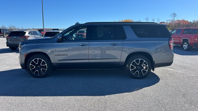 2021 Chevrolet Suburban RST - Photo 16