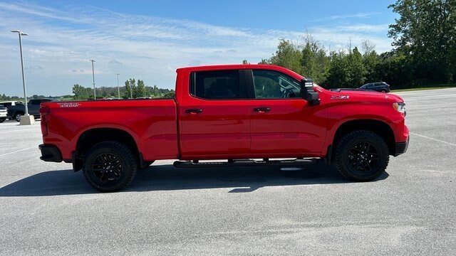 Used 2022 Chevrolet Silverado 1500 LT Trail Boss with VIN 3GCUDFET0NG512453 for sale in Saint Albans, VT