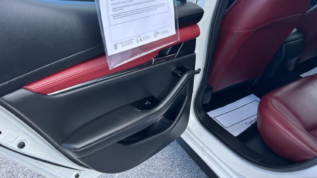 2021 Mazda Mazda3 Premium - Photo 29