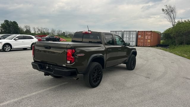 2024 Chevrolet Colorado Trail Boss - Photo 3