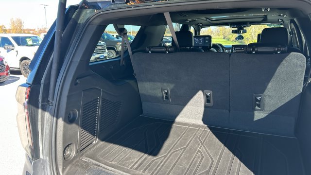 2021 Chevrolet Suburban RST - Photo 35