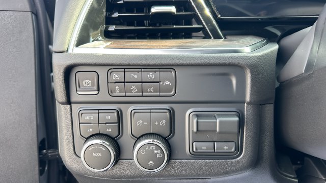 2026 Chevrolet Suburban LS - Photo 21