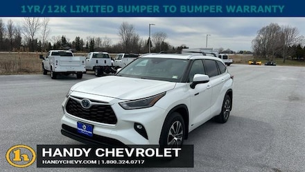 2021 Toyota Highlander Hybrid XLE SUV