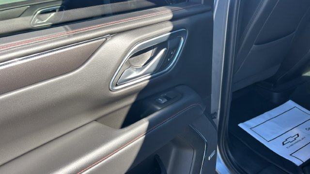 2021 Chevrolet Suburban RST - Photo 48