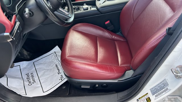 2021 Mazda Mazda3 Premium - Photo 17