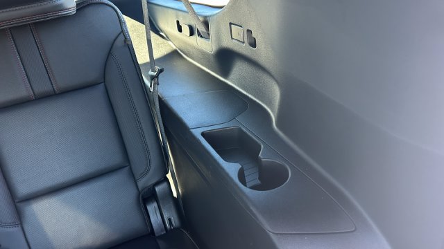 2021 Chevrolet Suburban RST - Photo 34