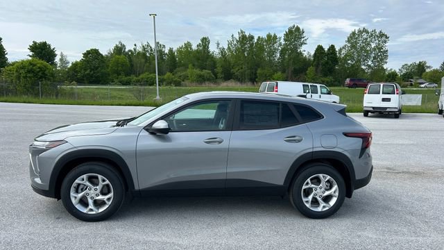 2026 Chevrolet Trax LS - Photo 6