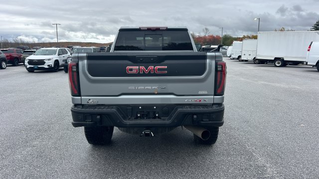 2025 GMC Sierra 2500HD AT4X - Photo 10