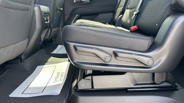 2026 Chevrolet Suburban LS - Photo 36