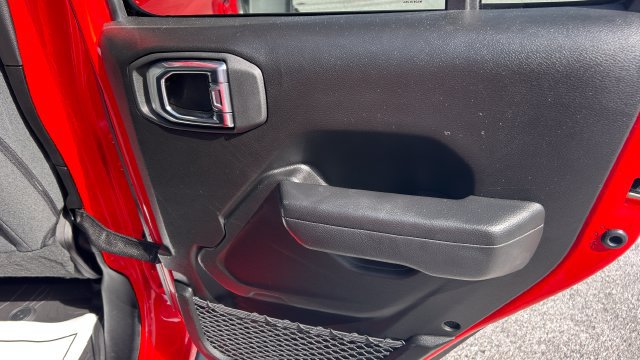 2025 Jeep Wrangler 4-Door Willys - Photo 39