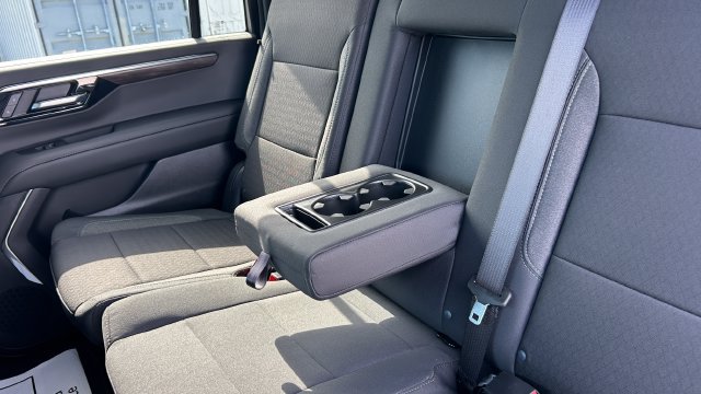2026 Chevrolet Suburban LS - Photo 38