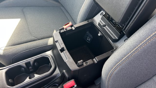 2025 Jeep Wrangler 4-Door Willys - Photo 31