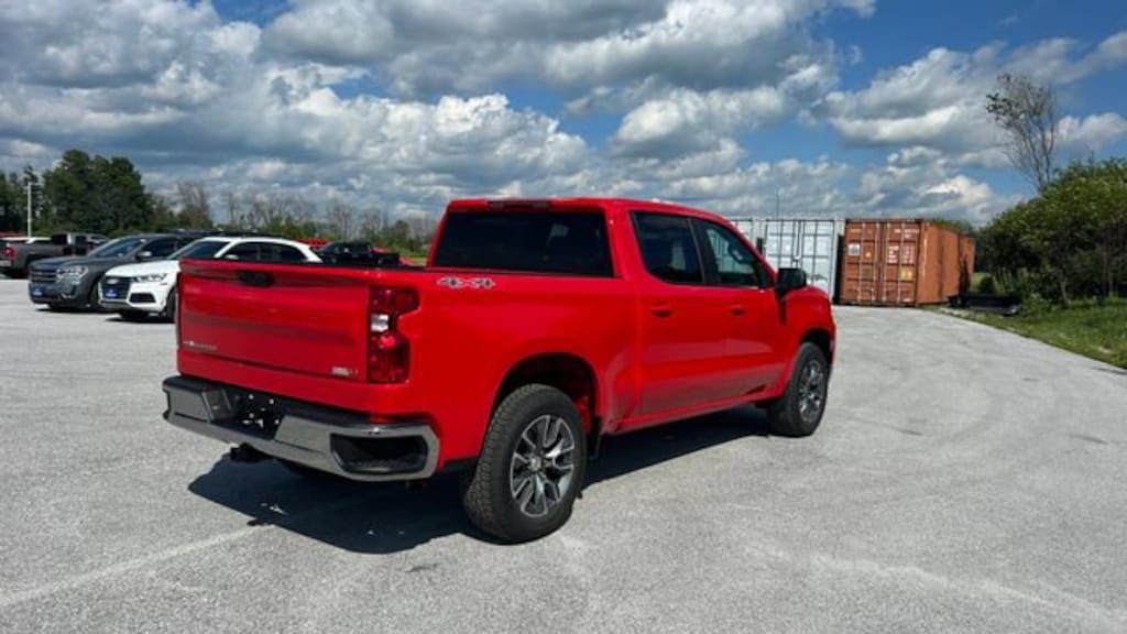 New 2026 Chevrolet Silverado 1500 LT Truck Crew Cab