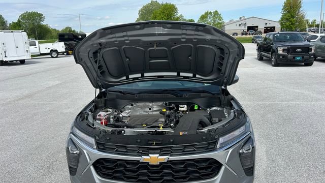 2026 Chevrolet Trax LS - Photo 35