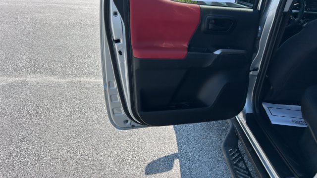 2023 Toyota Tacoma SR5 - Photo 23