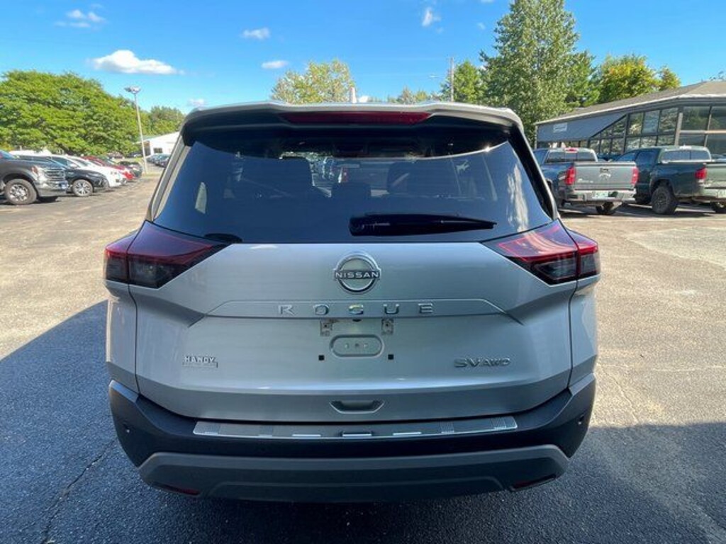 Used 2022 Nissan Rogue SV SUV