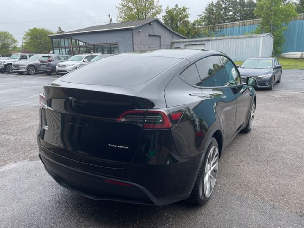 Used 2022 Tesla Model Y Long Range SUV