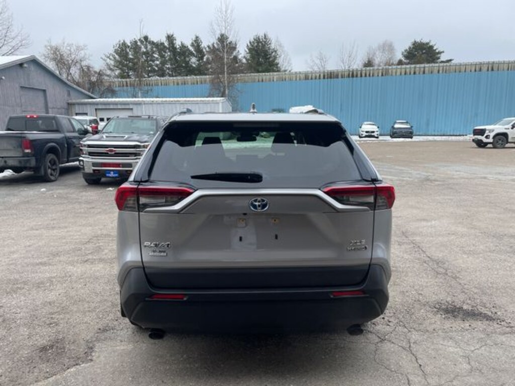 Used 2022 Toyota RAV4 Hybrid XLE SUV