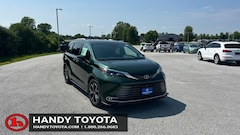 2026 Toyota Sienna Platinum 7 Passenger Passenger Van