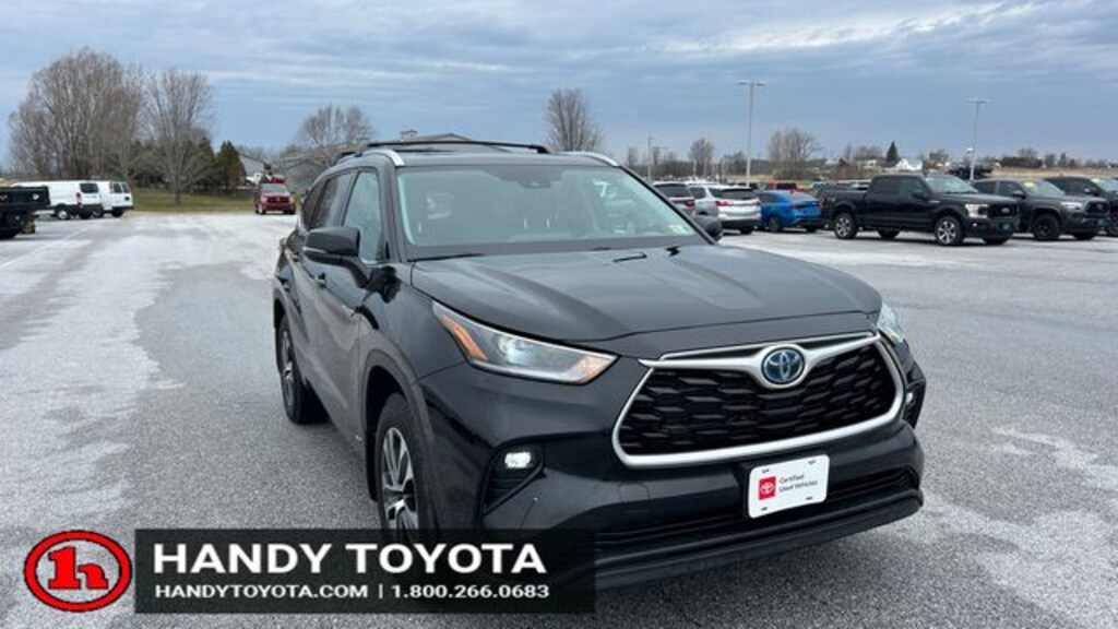 Used 2021 Toyota Highlander Hybrid XLE SUV