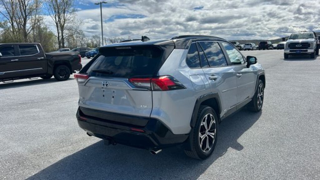 Used 2024 Toyota RAV4 Prime XSE SUV