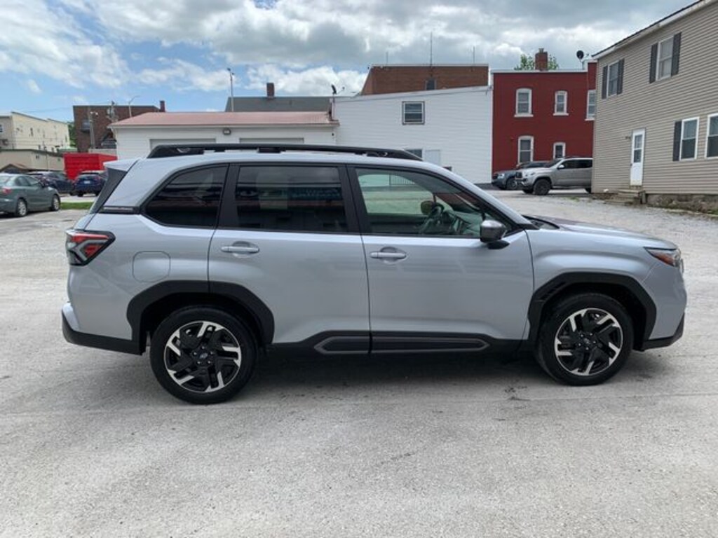 Used 2025 Subaru Forester Limited SUV