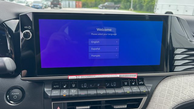 2026 Toyota Camry XLE - Photo 25